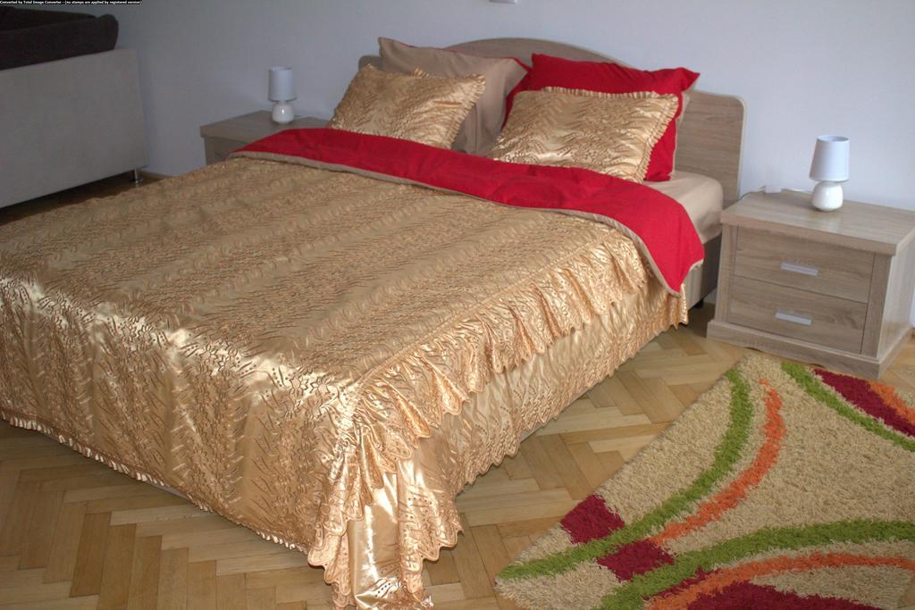בראשוב Apartament Piata Sfatului מראה חיצוני תמונה